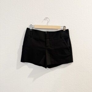Alice + Olivia Black Women Shorts